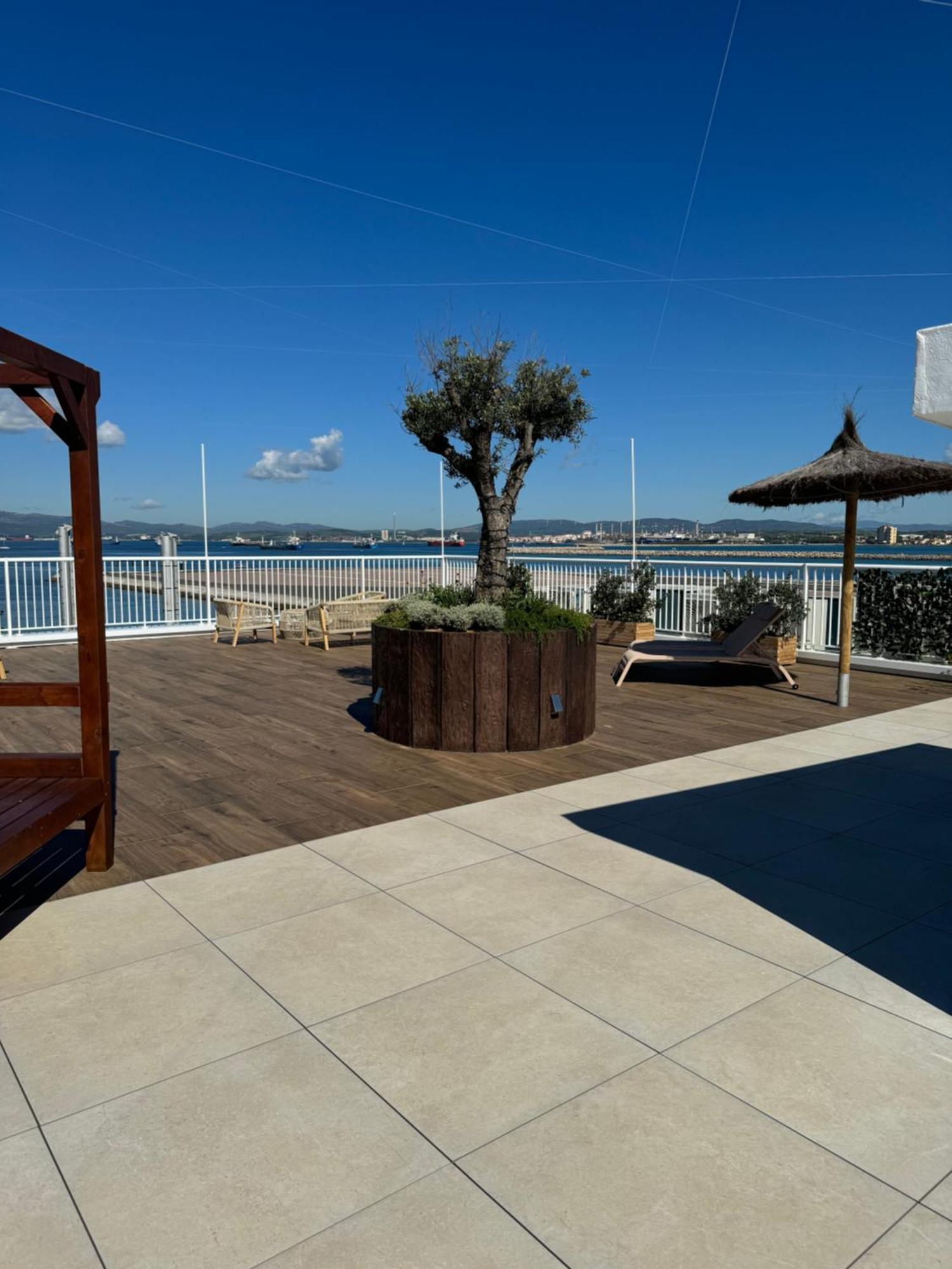 Marina Club Luxury Private Studio With Pool And Incredible Views Gibraltar Exterior foto